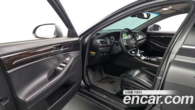 2017 Genesis EQ900 3.8 GDI AWD Sold VIN KMHG241DDHU032761 – engine bay