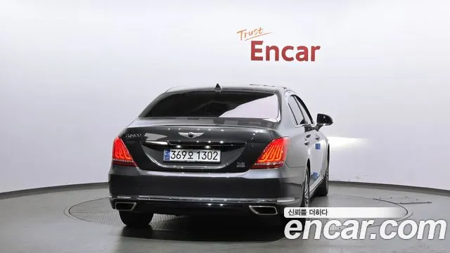 2017 Genesis EQ900 3.8 GDI AWD Sold VIN KMHG241DDHU032761 – trunk area