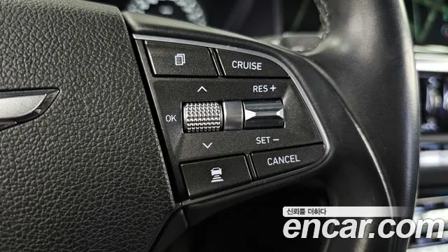 2018 Genesis EQ900 3.8 GDI AWD Sold VIN KMHG241DDJU036499 – dashboard