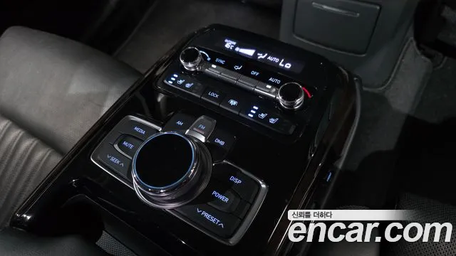 2018 Genesis EQ900 3.8 GDI AWD Sold VIN KMHG241DDJU046658 – photo 19