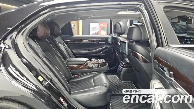 2018 Genesis EQ900 3.8 GDI AWD Sold VIN KMHG241DDJU047247 – photo 11 2018 Genesis EQ900 3.8 GDI AWD Sold VIN KMHG241DDJU047247 – photo 11