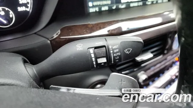 2018 Genesis EQ900 3.8 GDI AWD Sold VIN KMHG241DDJU049876 – trunk area 2018 Genesis EQ900 3.8 GDI AWD Sold VIN KMHG241DDJU049876 – trunk area