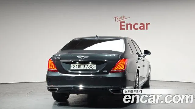 2018 Genesis EQ900 3.8 GDI AWD Sold VIN KMHG241DDJU049913 – trunk area