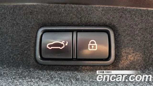 2019 Genesis G90 3.8 AWD Sold VIN KMHG241DDKU062767 – photo 13
