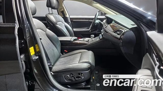 2019 Genesis G90 3.8 AWD Sold VIN KMHG241DDKU062767 – photo 19