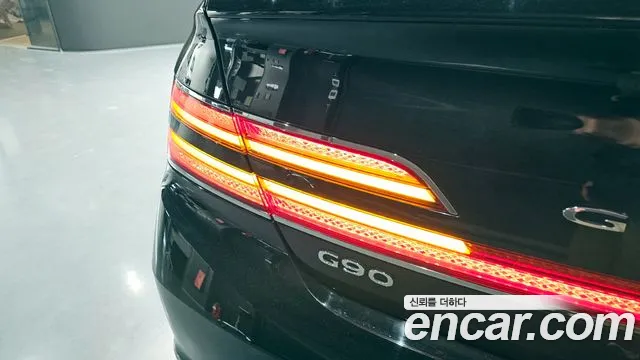 2019 Genesis G90 3.8 AWD Sold VIN KMHG241DDKU063143 – dashboard 2019 Genesis G90 3.8 AWD Sold VIN KMHG241DDKU063143 – dashboard