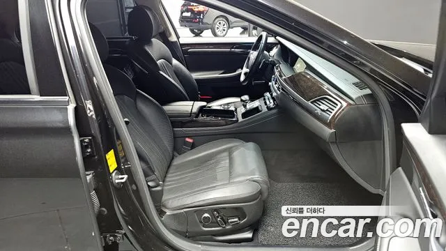 2019 Genesis G90 3.8 AWD Sold VIN KMHG241DDKU063143 – photo 12 2019 Genesis G90 3.8 AWD Sold VIN KMHG241DDKU063143 – photo 12