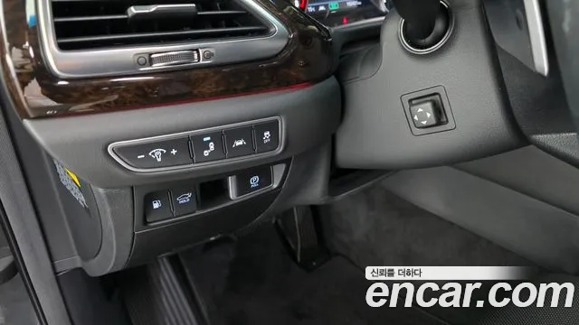 2019 Genesis G90 3.8 AWD Sold VIN KMHG241DDKU063789 – interior seats