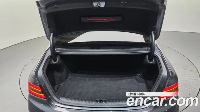 2019 Genesis G90 3.8 AWD Sold VIN KMHG241DDKU063789 – photo 12