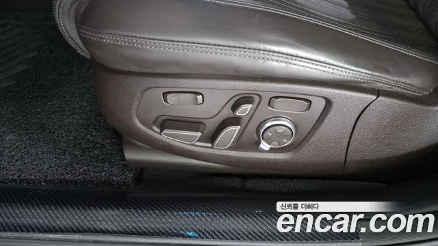 2019 Genesis G90 3.8 AWD Sold VIN KMHG241DDKU068797 – photo 15