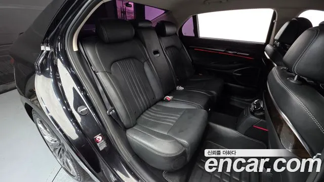 2019 Genesis G90 3.8 AWD Sold VIN KMHG241DDKU072490 – interior seats 2019 Genesis G90 3.8 AWD Sold VIN KMHG241DDKU072490 – interior seats