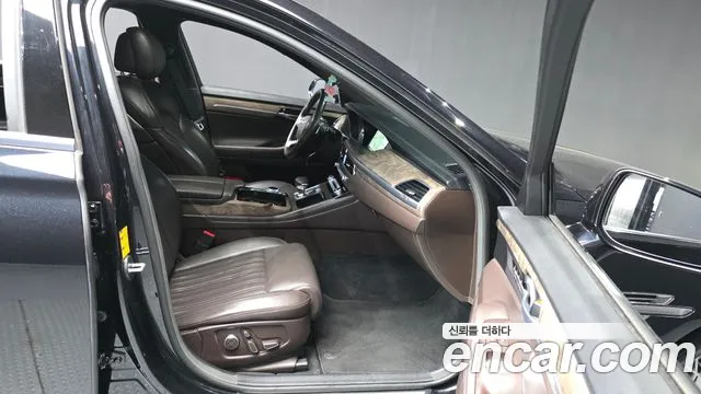 2020 Genesis G90 3.8 AWD Sold VIN KMHG241DDLU081801 – photo 11 2020 Genesis G90 3.8 AWD Sold VIN KMHG241DDLU081801 – photo 11