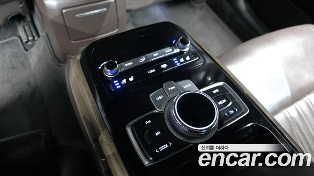 2020 Genesis G90 3.8 AWD Sold VIN KMHG241DDLU081801 – photo 36 2020 Genesis G90 3.8 AWD Sold VIN KMHG241DDLU081801 – photo 36