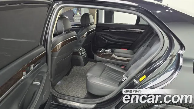 2021 Genesis G90 3.8 AWD Sold VIN KMHG241DDMU089036 – photo 11