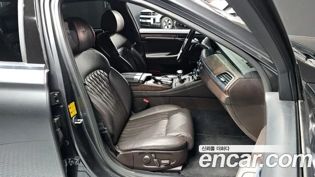 2021 Genesis G90 3.8 AWD Sold VIN KMHG241DDMU093110 – engine bay