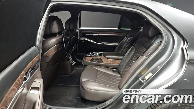 2021 Genesis G90 3.8 AWD Sold VIN KMHG241DDMU093110 – photo 17