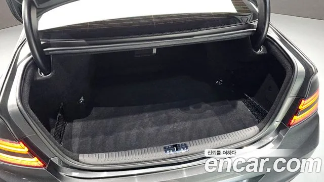 2021 Genesis G90 3.8 AWD Sold VIN KMHG241DDMU093110 – photo 24