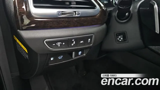 2021 Genesis G90 3.8 AWD Sold VIN KMHG241DDMU094217 – side profile