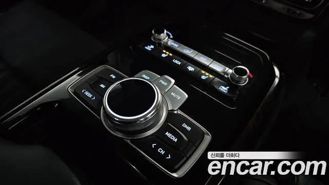 2021 Genesis G90 3.8 AWD Sold VIN KMHG241DDMU094217 – undercarriage