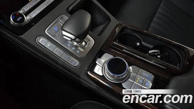 2021 Genesis G90 3.8 AWD Sold VIN KMHG241DDMU095100 – interior seats
