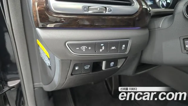 2021 Genesis G90 3.8 AWD Sold VIN KMHG241DDMU095100 – undercarriage