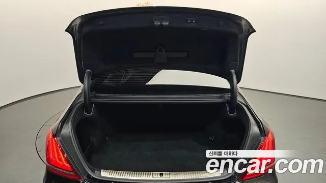 2018 Genesis Eq900 3.8 Gdi Awd Sold VIN KMHG341DDJU048723 – front exterior