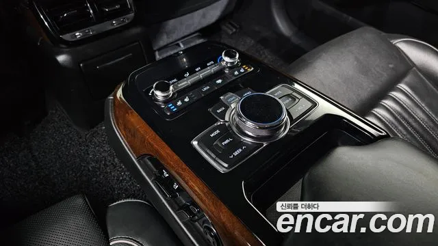 2018 Genesis EQ900 3.8 GDI AWD Sold VIN KMHG341DDJU050178 – exterior detail