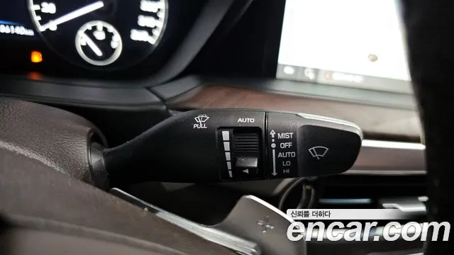 2019 Genesis G90 3.8 AWD Sold VIN KMHG341DDKU057789 – interior seats