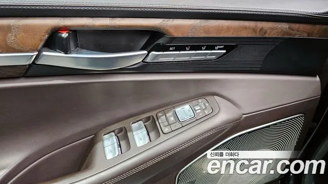 2019 Genesis G90 3.8 AWD Sold VIN KMHG341DDKU057789 – photo 32
