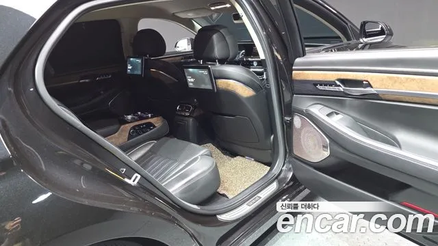 2019 Genesis G90 3.8 AWD Sold VIN KMHG341DDKU063612 – photo 29 2019 Genesis G90 3.8 AWD Sold VIN KMHG341DDKU063612 – photo 29