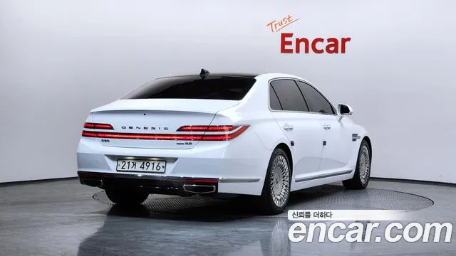 2019 Genesis G90 3.8 AWD Sold VIN KMHG341DDKU070429 – engine bay