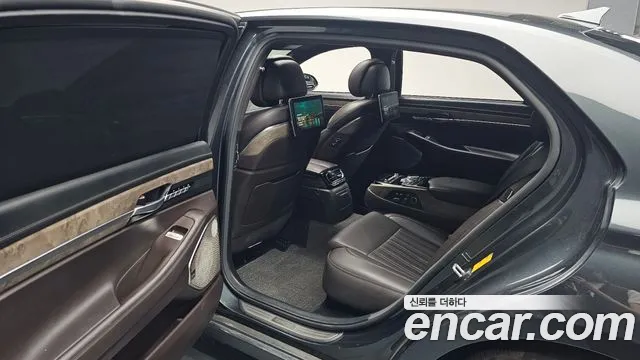2021 Genesis G90 5.0 AWD Sold VIN KMHG341HDMU084502 – photo 29 2021 Genesis G90 5.0 AWD Sold VIN KMHG341HDMU084502 – photo 29