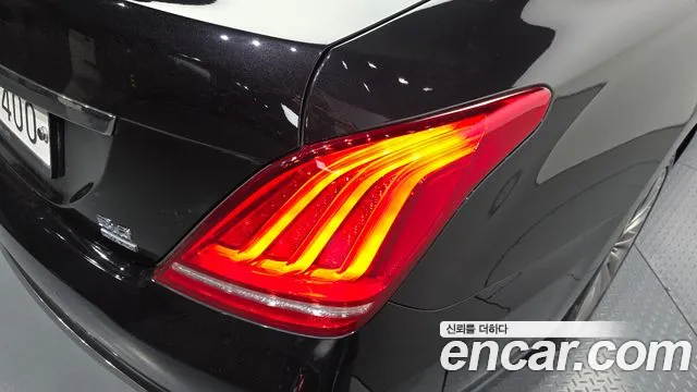 2018 Genesis EQ900 5.0 GDI AWD Sold VIN KMHG541HDJU035241 – photo 25