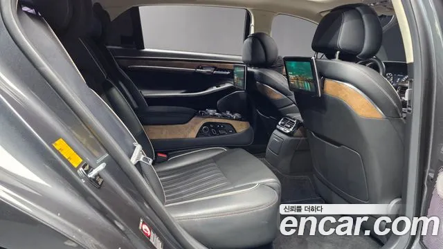 2019 Genesis G90 5.0 AWD Sold VIN KMHG541HDKU057558 – engine bay 2019 Genesis G90 5.0 AWD Sold VIN KMHG541HDKU057558 – engine bay