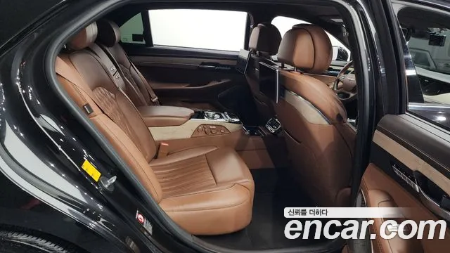 2019 Genesis G90 5.0 AWD Sold VIN KMHG541HDKU067335 – photo 18 2019 Genesis G90 5.0 AWD Sold VIN KMHG541HDKU067335 – photo 18