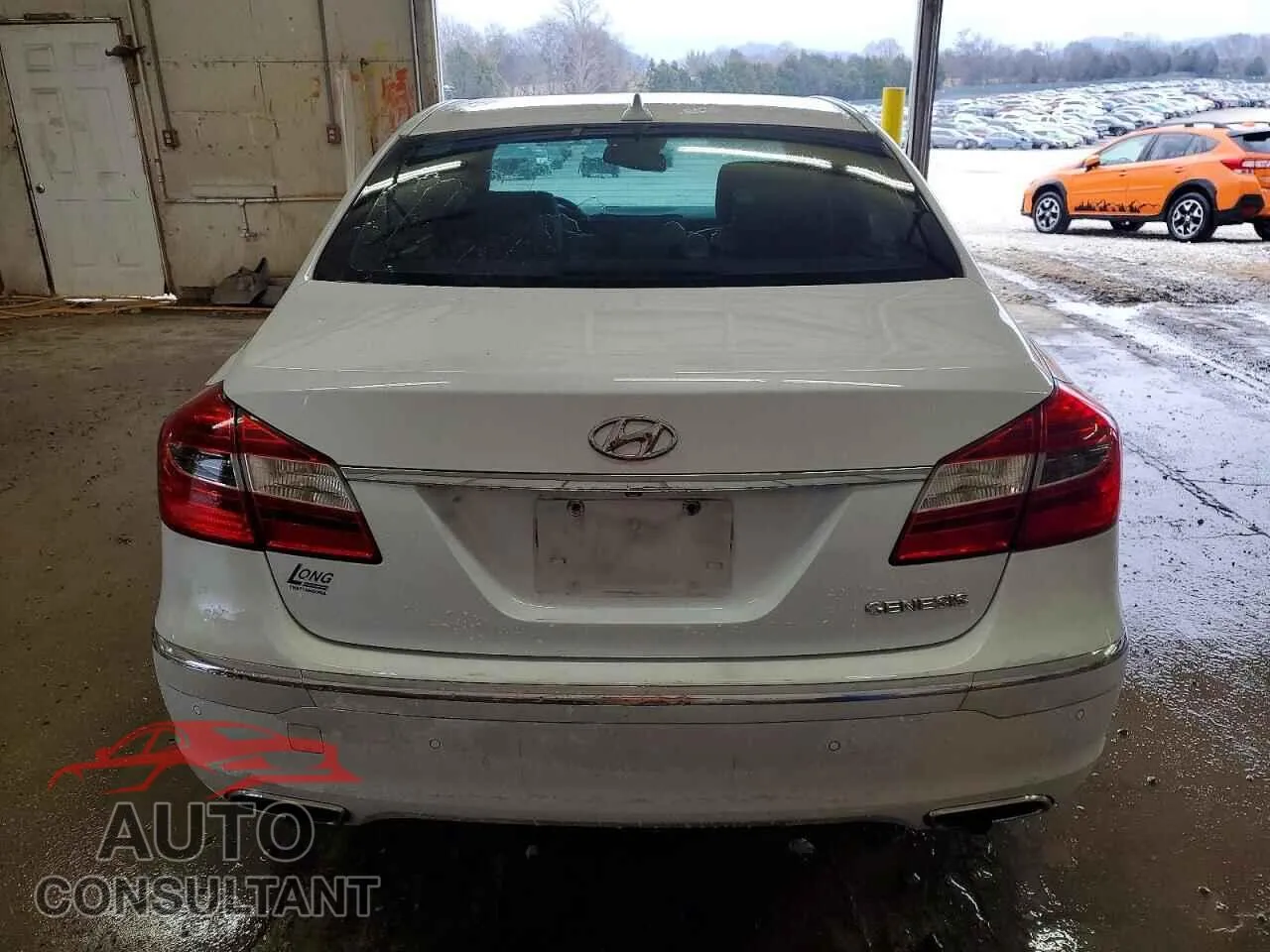 2014 HYUNDAI GENESIS Damaged VIN KMHGC4DD5EU266054 – engine bay