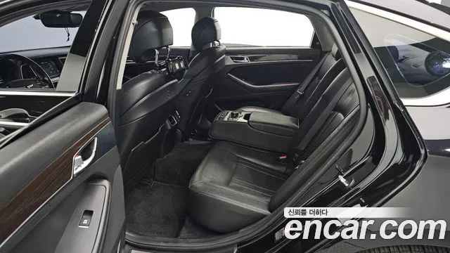 2019 Genesis G80 2.2D AWD Sold VIN KMHGL412DKU313102 – undercarriage