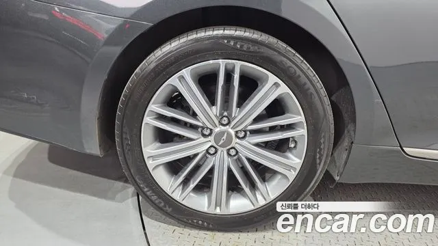 2019 Genesis G80 2.2D AWD Sold VIN KMHGL412DKU336167 – photo 15