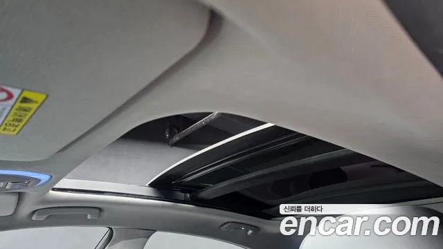 2017 Genesis G80 3.3 GDI Sold VIN KMHGL41DBHU215521 – exterior detail