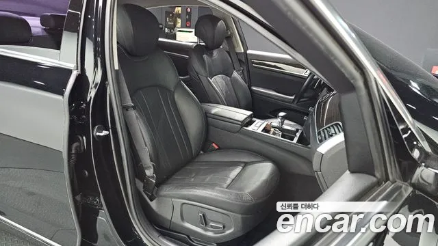2017 Genesis G80 3.3 GDI Sold VIN KMHGL41DBHU217499 – photo 12 2017 Genesis G80 3.3 GDI Sold VIN KMHGL41DBHU217499 – photo 12