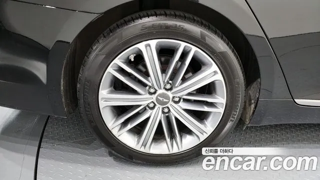 2017 Genesis G80 3.3 GDI VIN KMHGL41DBHU224140