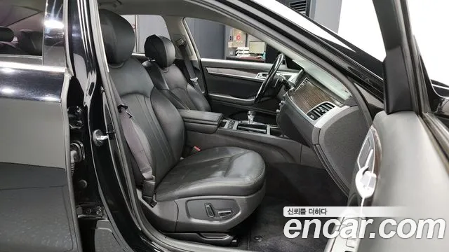 2017 Genesis G80 3.3 GDI Sold VIN KMHGL41DBHU224140 – photo 18