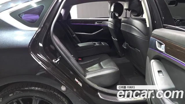 2018 Genesis G80 3.3 GDI Sold VIN KMHGL41DBJU250673 – side profile 2018 Genesis G80 3.3 GDI Sold VIN KMHGL41DBJU250673 – side profile