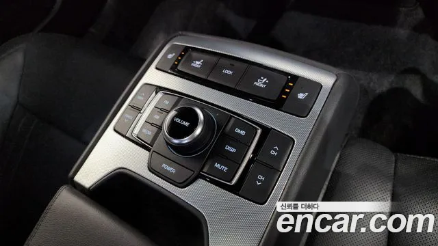2018 Genesis G80 3.3 GDI Sold VIN KMHGL41DBJU251074 – dashboard