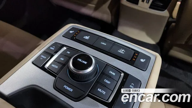 2018 Genesis G80 3.3 GDI Sold VIN KMHGL41DBJU258722 – undercarriage