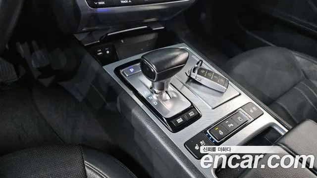 2018 Genesis G80 3.3 GDI Sold VIN KMHGL41DBJU270832 – odometer reading