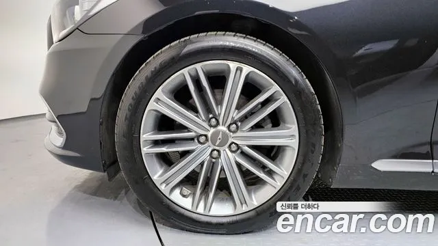 2018 Genesis G80 3.3 GDI Sold VIN KMHGL41DBJU270832 – photo 18