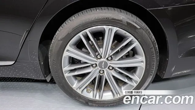 2018 Genesis G80 3.3 GDI Sold VIN KMHGL41DBJU287603 – photo 32 2018 Genesis G80 3.3 GDI Sold VIN KMHGL41DBJU287603 – photo 32