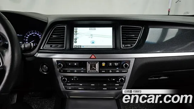 2017 Genesis G80 3.3 GDI AWD Sold VIN KMHGL41DDHU215600 – exterior detail