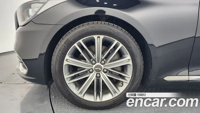2017 Genesis G80 3.3 GDI AWD VIN KMHGL41DDHU220340